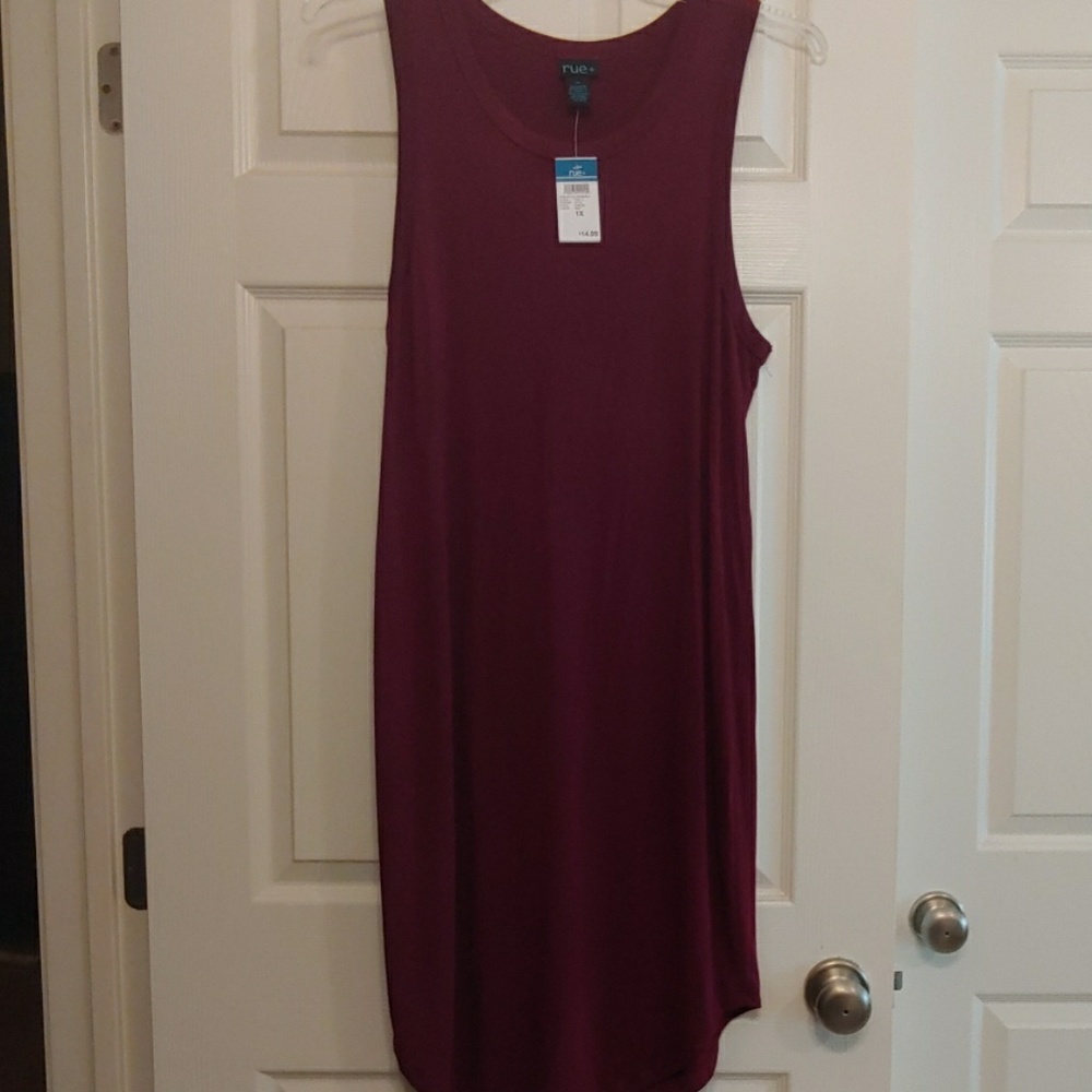 Sleeveless tunic